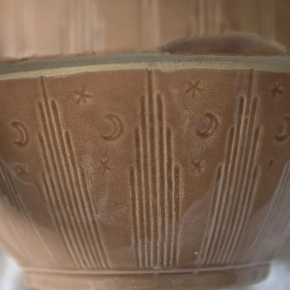 Vintage Watt  Pottery, Moon & Stars, Ceramic Mixing Bowl, #9 - Pumpkin Glaze - Picture 4 of 5